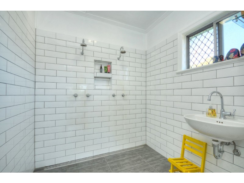 44 Melinda Street, Southport QLD 4215