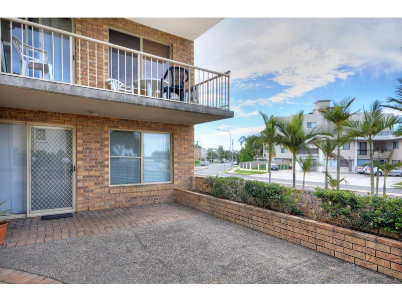 1/10 Brisbane Road, Labrador QLD 4215