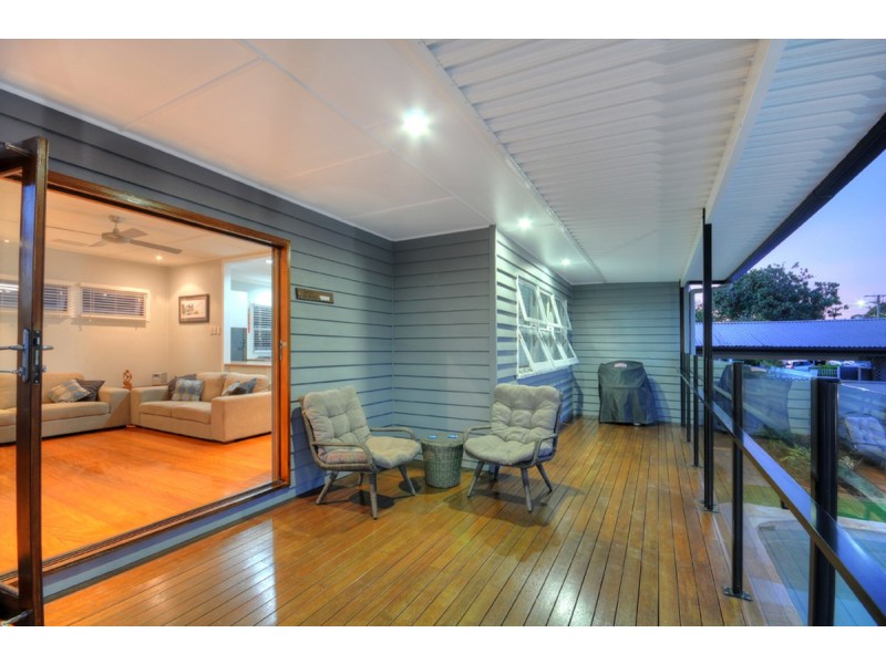 14 Bath Street, Labrador QLD 4215