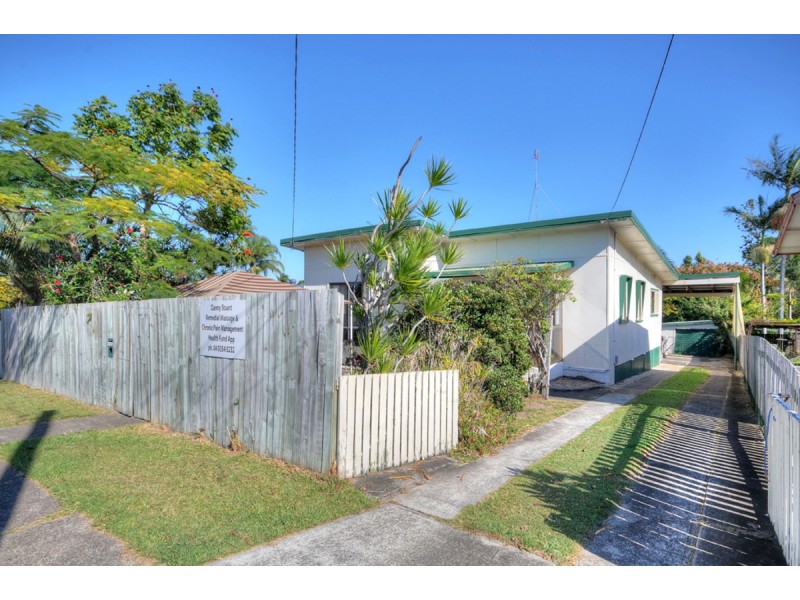 152 Turpin Road, Labrador QLD 4215