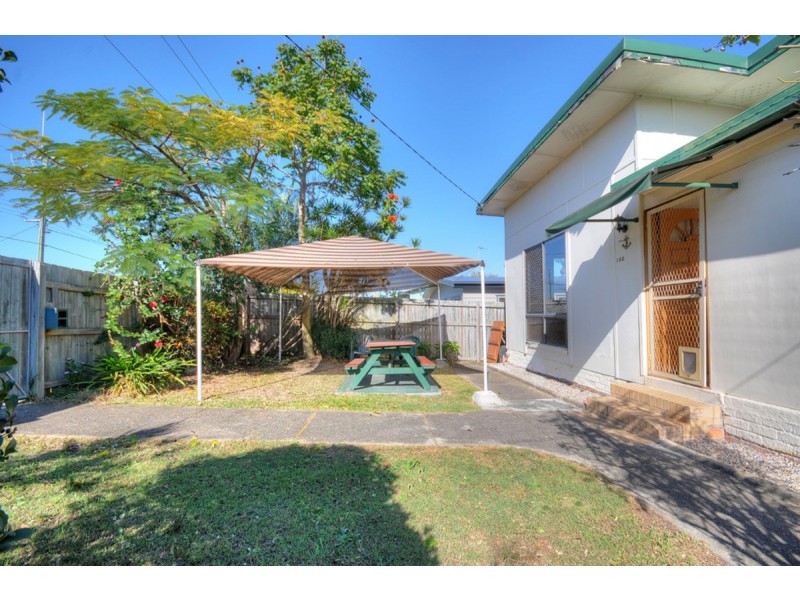 152 Turpin Road, Labrador QLD 4215