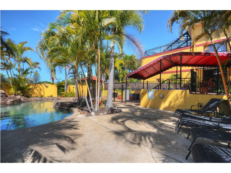 3/10-12 Bath Street, Labrador QLD 4215