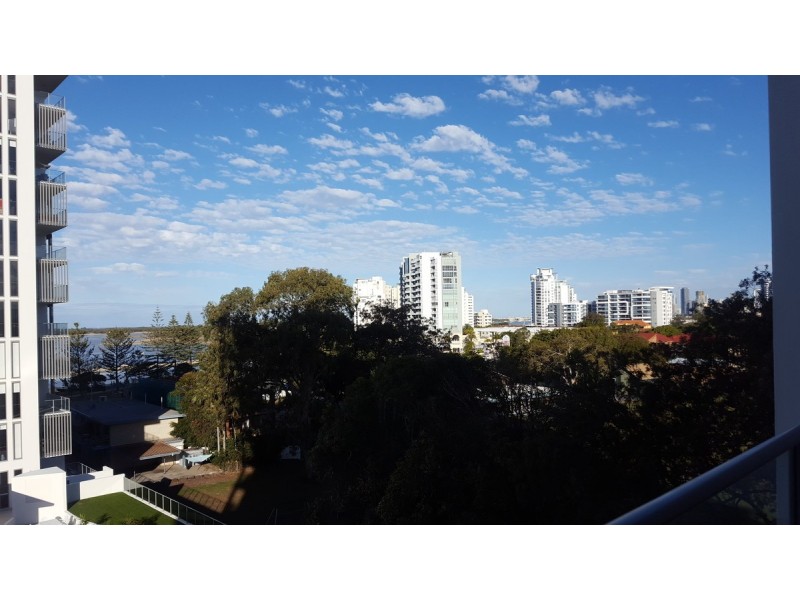 612/17 Bath Street, Labrador QLD 4215