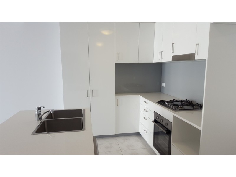 612/17 Bath Street, Labrador QLD 4215