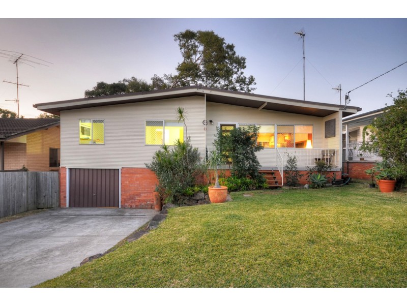 31 Kuranga Avenue, Southport QLD 4215