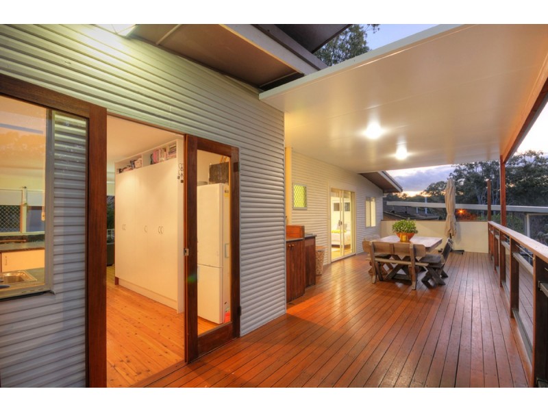 31 Kuranga Avenue, Southport QLD 4215