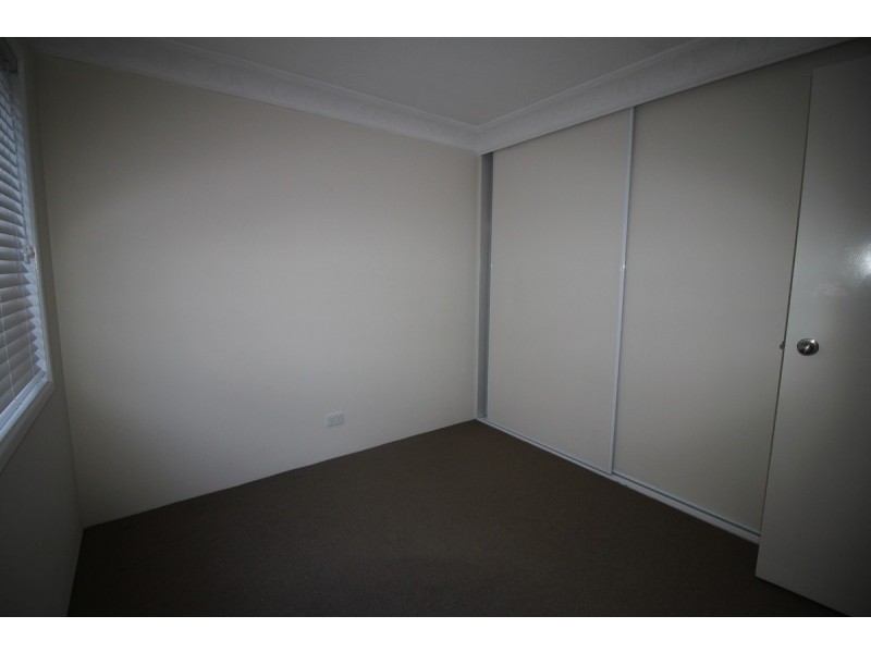 5/4 Broad Street, Labrador QLD 4215