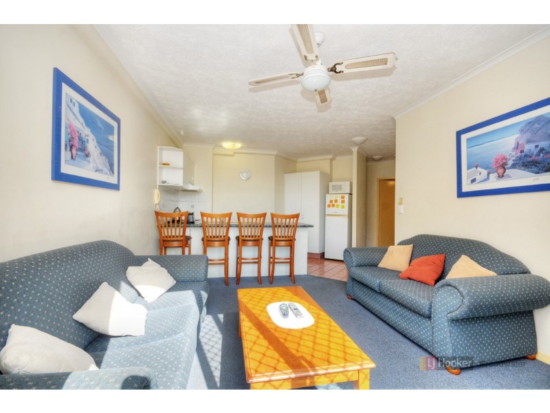 17/10-12 Bath Street, Labrador QLD 4215