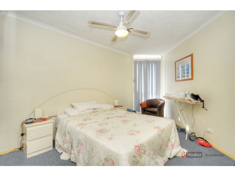 17/10-12 Bath Street, Labrador QLD 4215