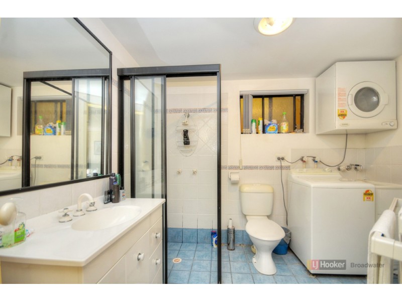 17/10-12 Bath Street, Labrador QLD 4215