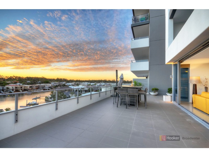 404/15 Compass Drive, Biggera Waters QLD 4216
