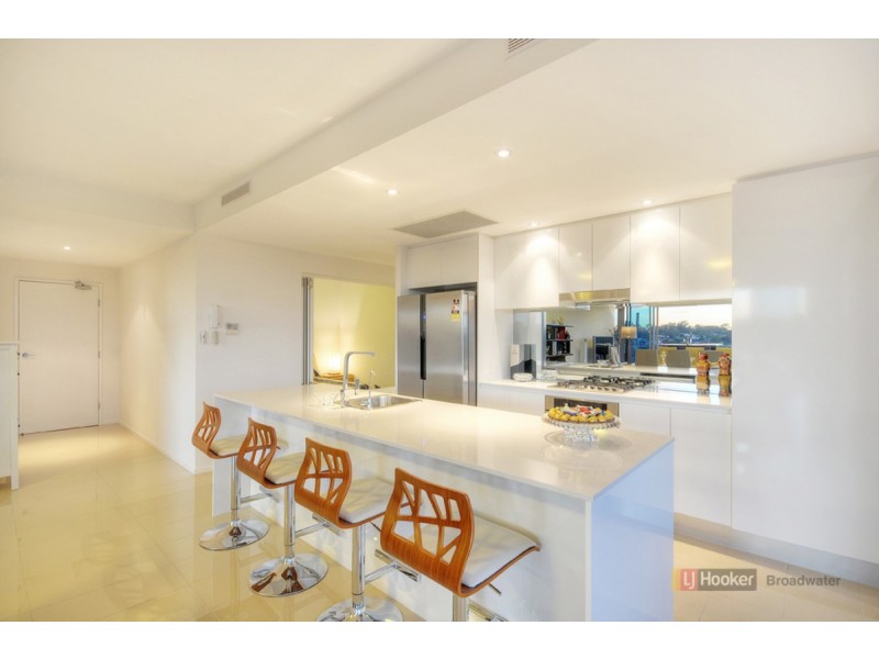 404/15 Compass Drive, Biggera Waters QLD 4216