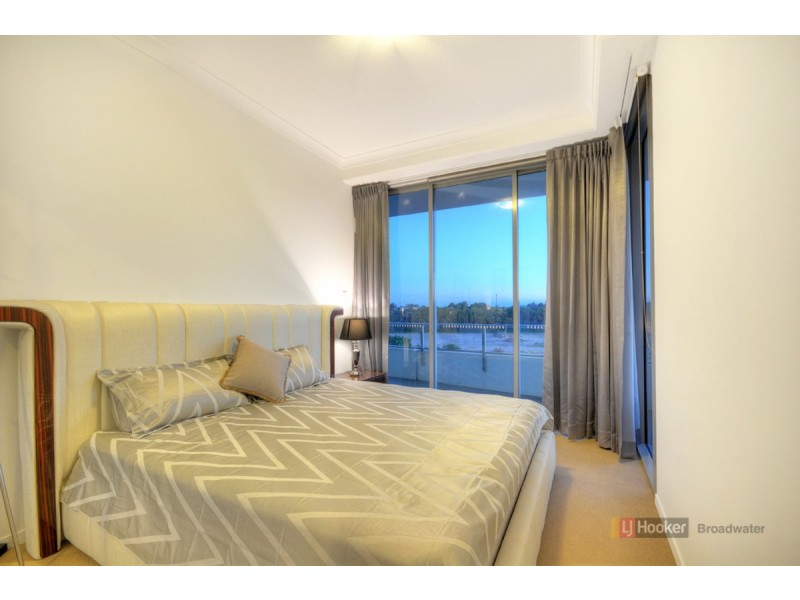 404/15 Compass Drive, Biggera Waters QLD 4216