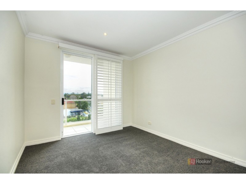 501/212 Marine Parade, Labrador QLD 4215