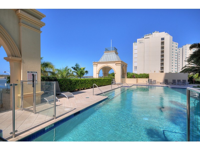 1210/360 Marine Parade, Labrador QLD 4215