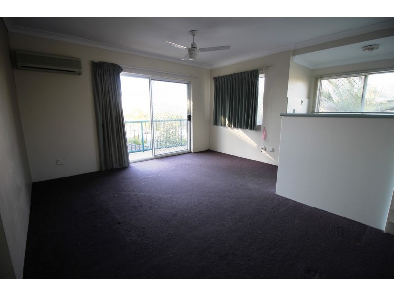 32/125 Frank Street, Labrador QLD 4215