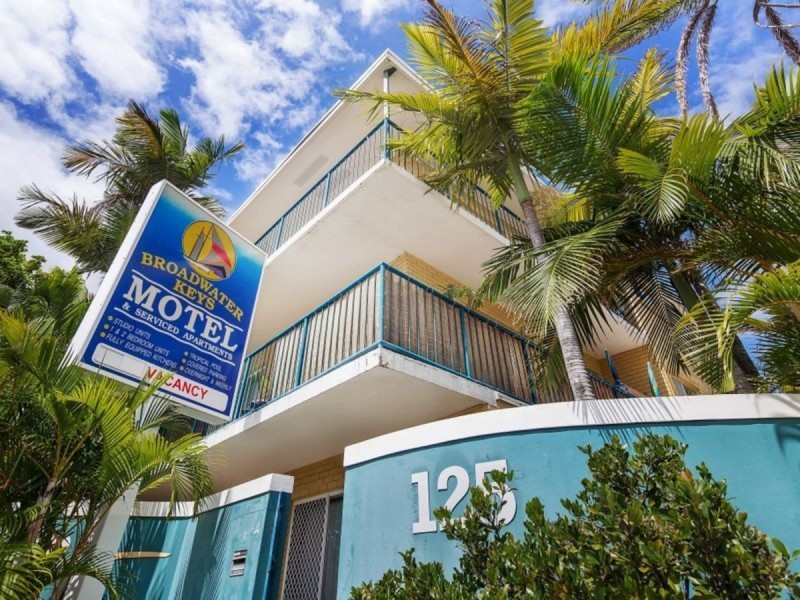32/125 Frank Street, Labrador QLD 4215