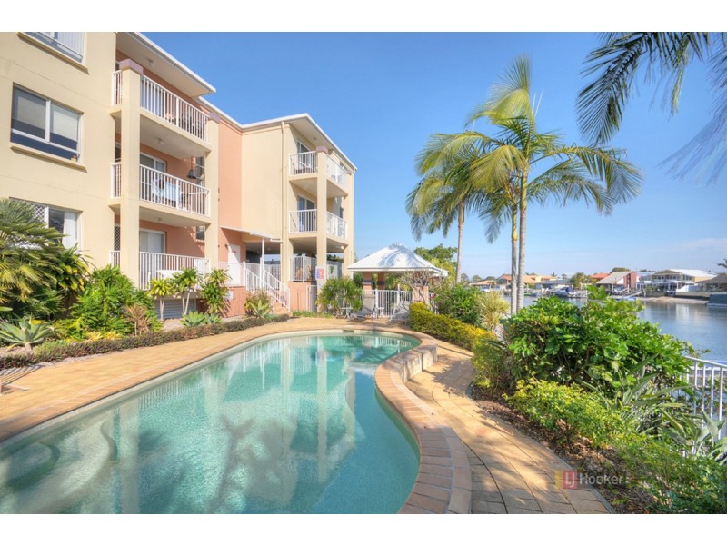 10/11-19 Taylor Street, Biggera Waters QLD 4216