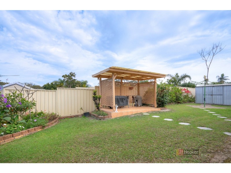 12 Essendon Close, Arundel QLD 4214