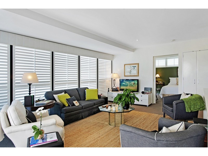 205/230 Marine Parade, Labrador QLD 4215