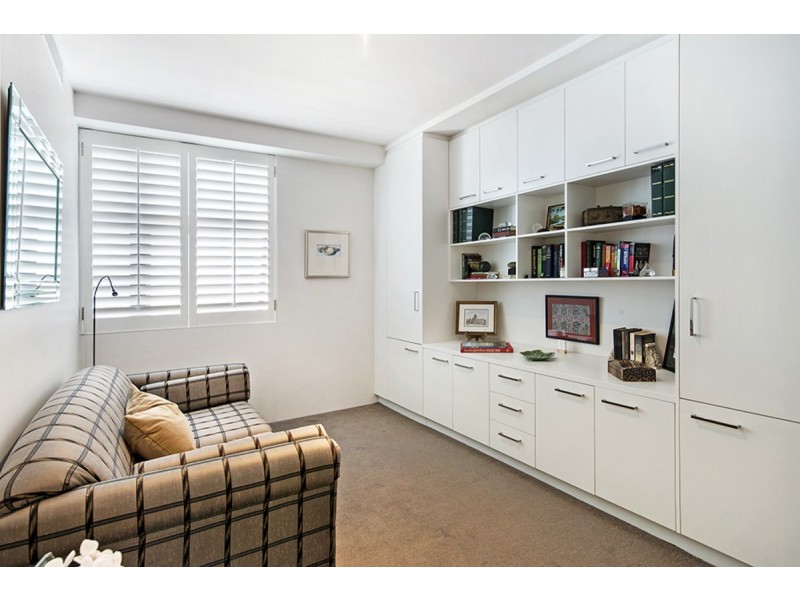 205/230 Marine Parade, Labrador QLD 4215