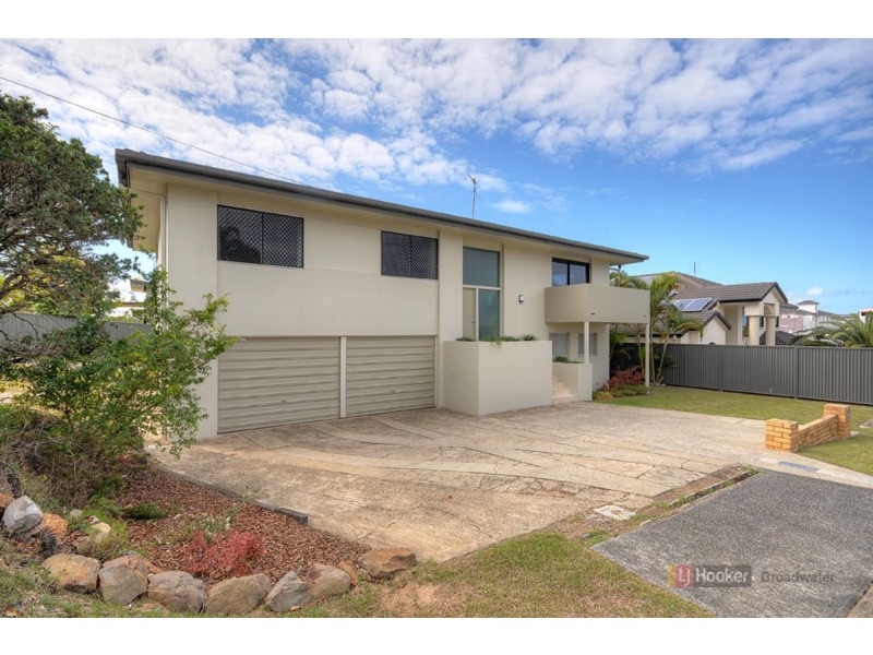 49 Central Street, Labrador QLD 4215