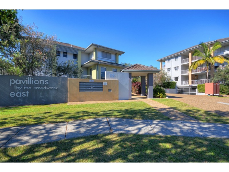 4/22 Oleander Avenue, Biggera Waters QLD 4216