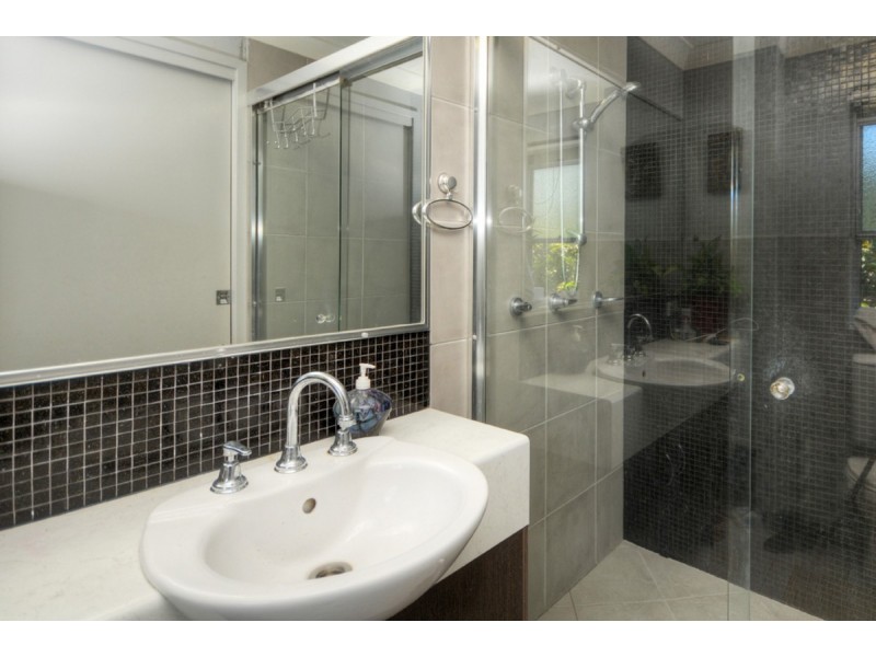 4/22 Oleander Avenue, Biggera Waters QLD 4216