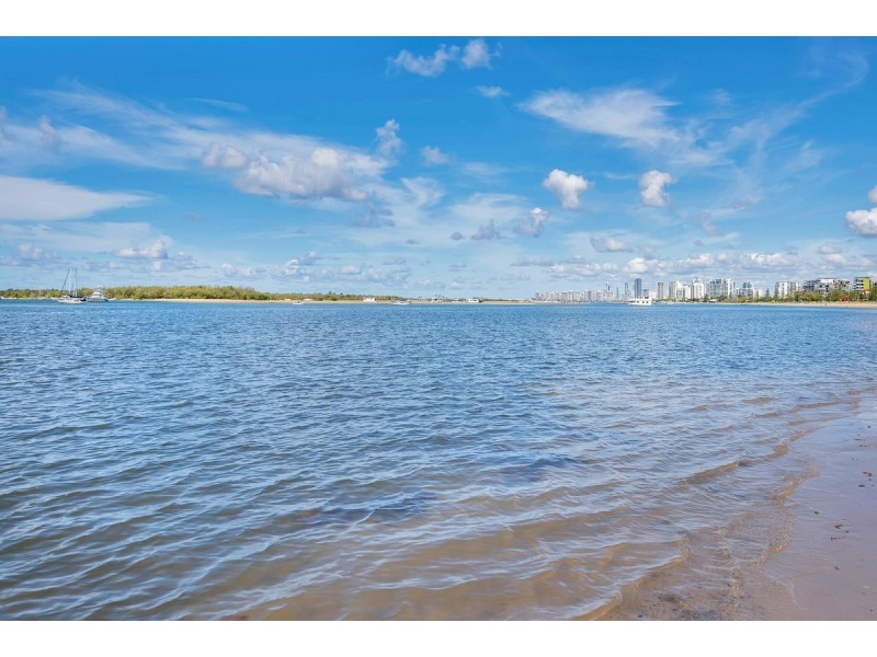 11/540 Marine Parade, Biggera Waters QLD 4216