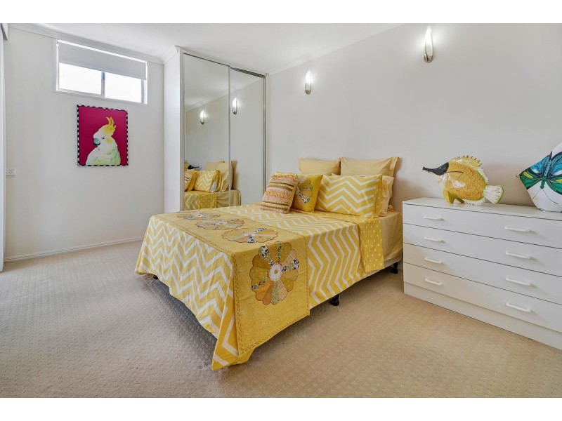 11/540 Marine Parade, Biggera Waters QLD 4216