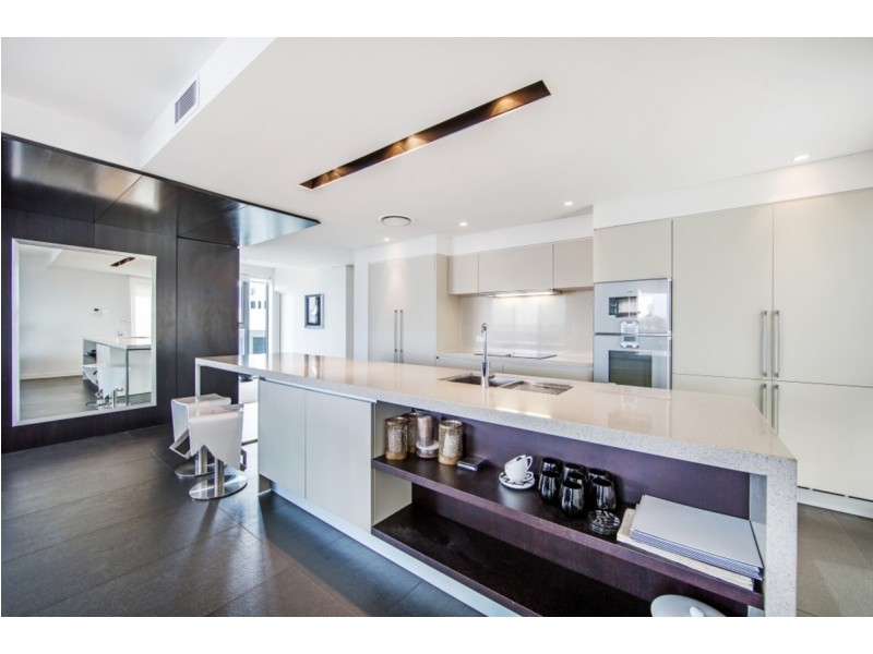 3/446 Marine Parade, Biggera Waters QLD 4216