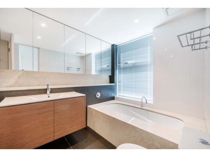 3/446 Marine Parade, Biggera Waters QLD 4216