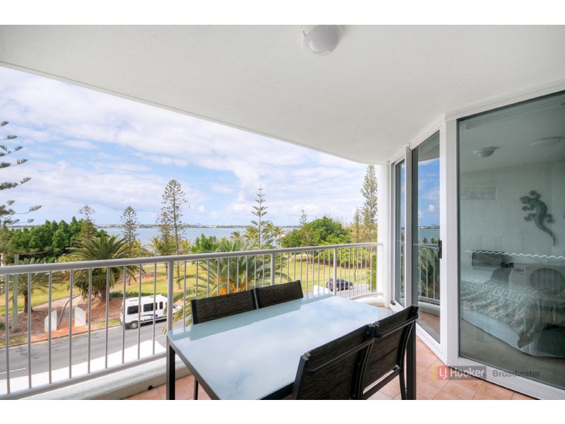 306/182 Marine Parade, Labrador QLD 4215