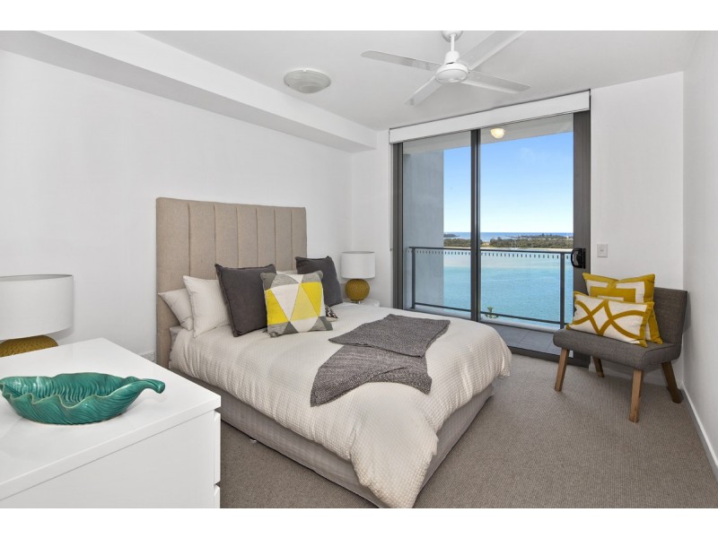 302/386 Marine Parade, Labrador QLD 4215