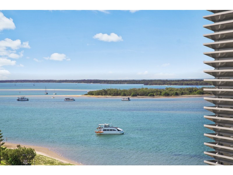 302/386 Marine Parade, Labrador QLD 4215