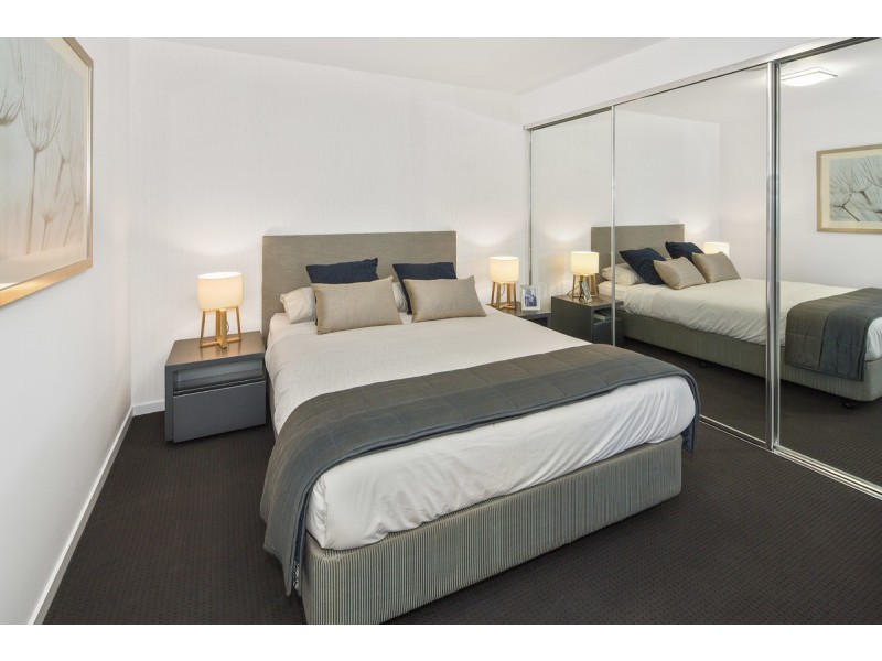 2809/5 Harbour Side Court, Biggera Waters QLD 4216