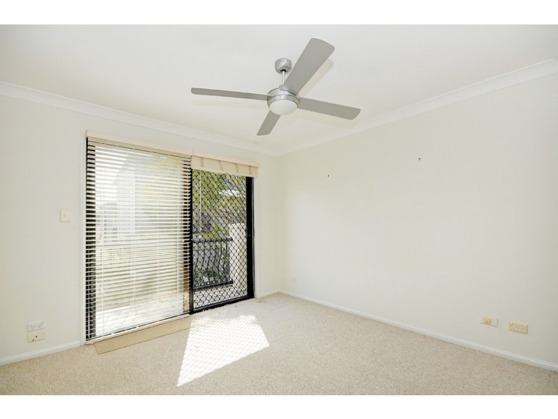 14/37 Harley Street, Labrador QLD 4215