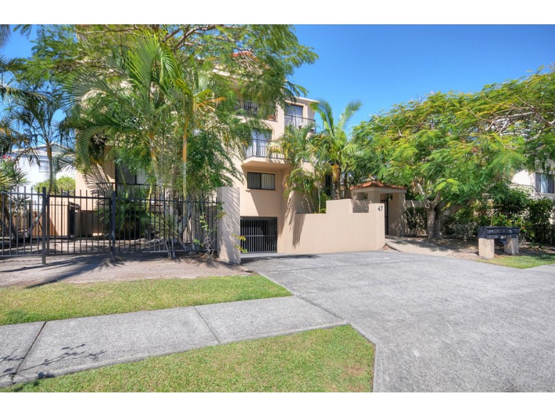 6/47 Bayview Street, Runaway Bay QLD 4216