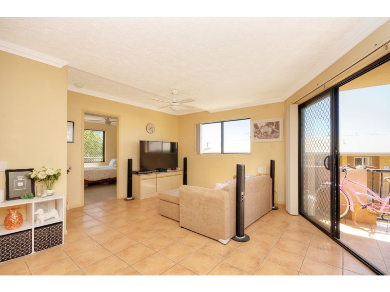 6/47 Bayview Street, Runaway Bay QLD 4216