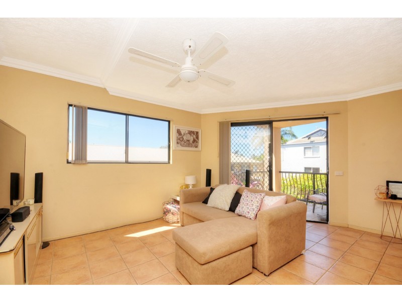 6/47 Bayview Street, Runaway Bay QLD 4216