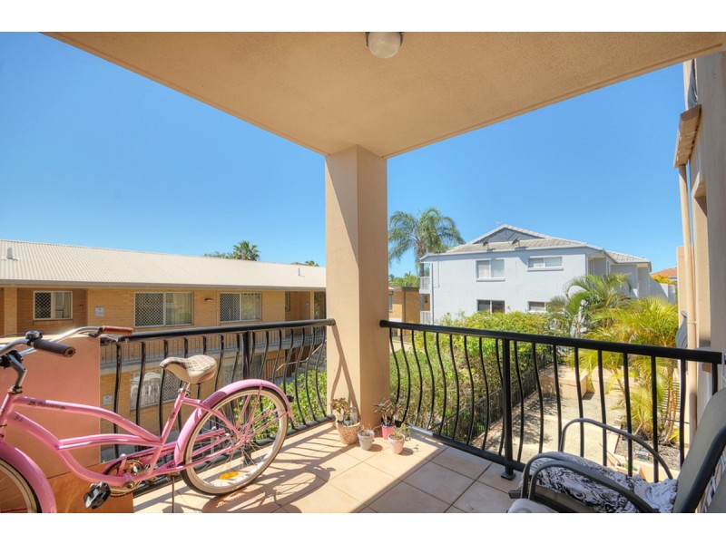 6/47 Bayview Street, Runaway Bay QLD 4216