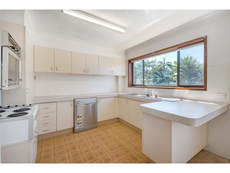 3/228 Marine Parade, Labrador QLD 4215