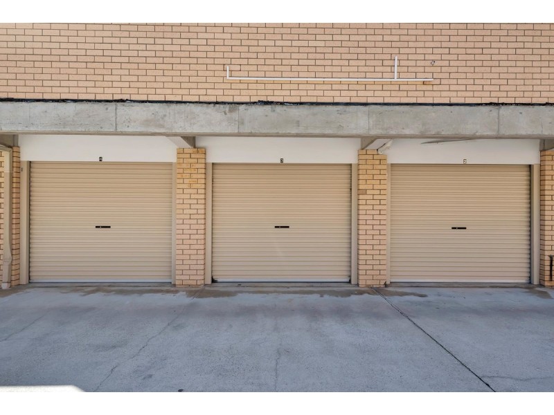 3/228 Marine Parade, Labrador QLD 4215