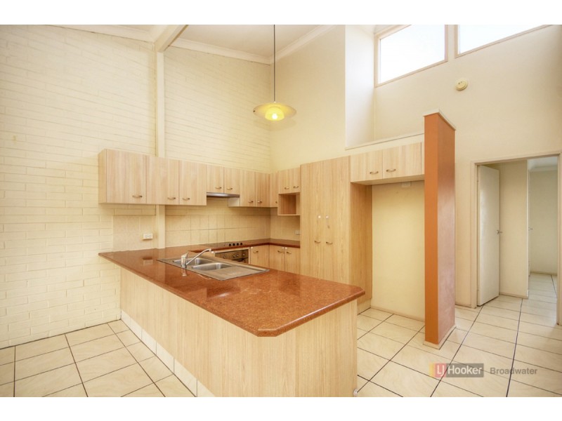 28/71 Olsen Avenue, Labrador QLD 4215