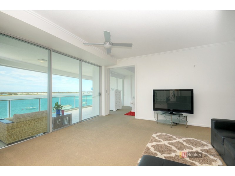 402/300 Marine Parade, Labrador QLD 4215