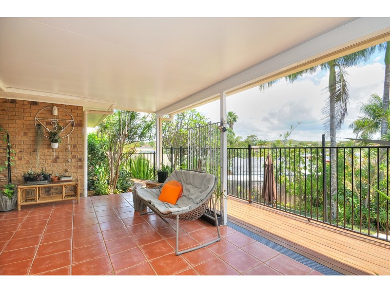 16 Baxter Court, Arundel QLD 4214