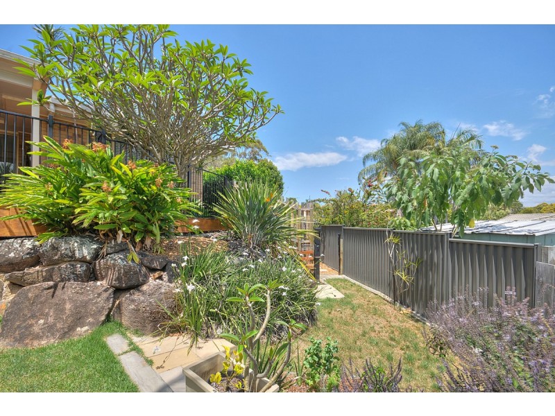 16 Baxter Court, Arundel QLD 4214