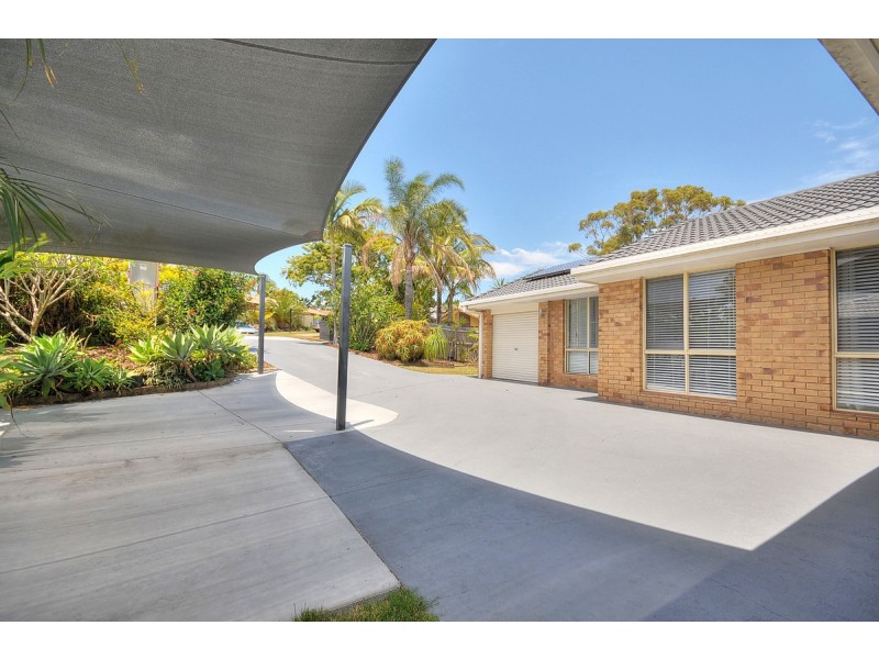 16 Baxter Court, Arundel QLD 4214