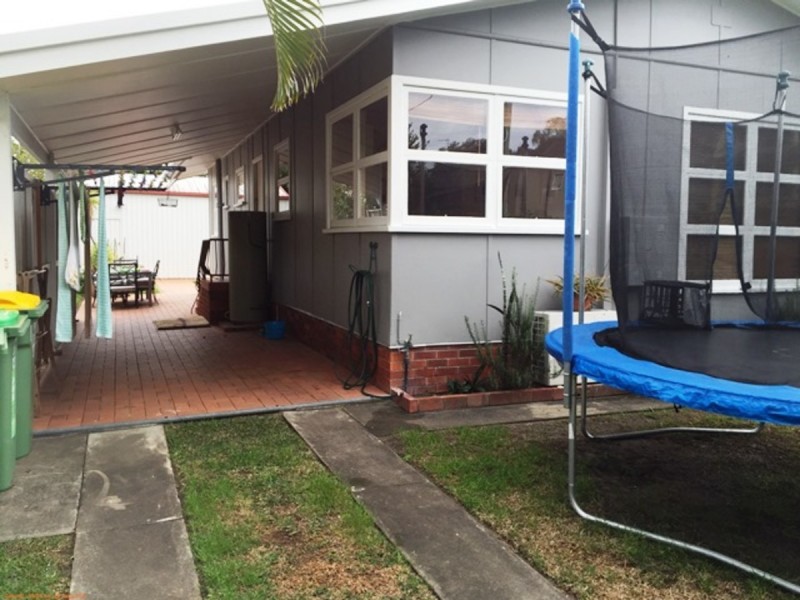 33 Cawthray Street, Biggera Waters QLD 4216