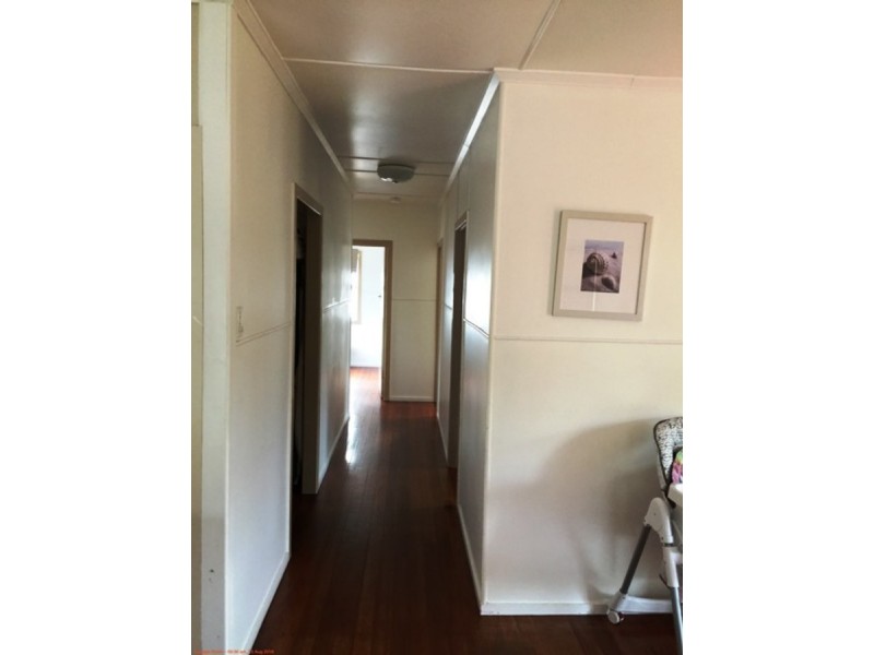 33 Cawthray Street, Biggera Waters QLD 4216